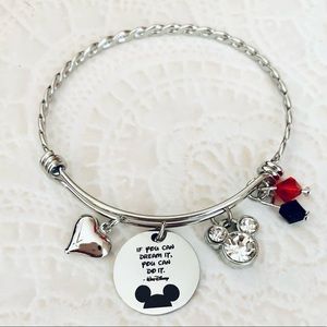 If you can dream it charm bracelet
